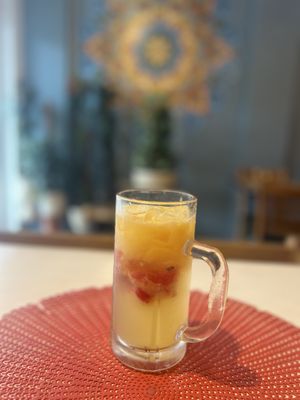 Mango juice with melon   at ROTI BOSS in Dumaguete