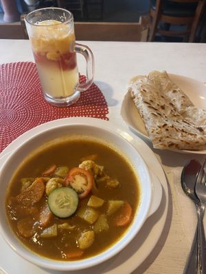 Curry and two rotis  at ROTI BOSS in Dumaguete