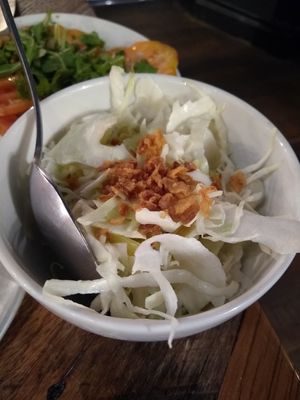 Coleslaw salad at Otomat in Bruges