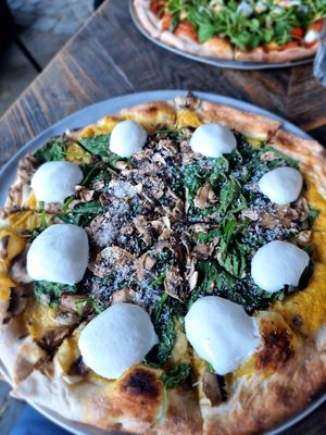 Las vega at Otomat in Bruges