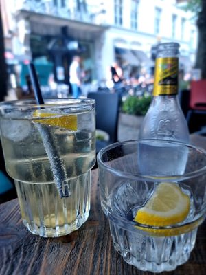 Drinks at Otomat in Bruges