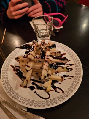 Aubergine chips at Filomena Gastrobar in Barcelona