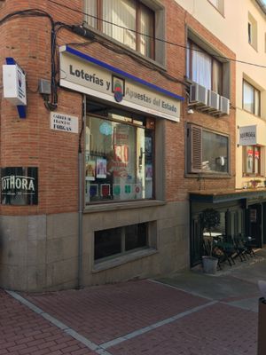 Relatively vegan friendly menu in the castle/coastal town of Begur in Catalonia.  at Tothora in Begur