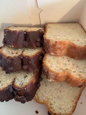 cakes  at Oh Faon in Marseille