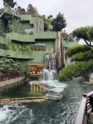   at Chi Lin Vegetarian in Kowloon