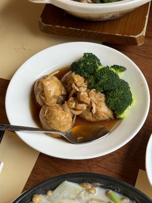 Beancurd patty  at Chi Lin Vegetarian in Kowloon