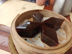 Steamed brown sugar and ginger cake at Chi Lin Vegetarian in Kowloon