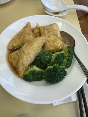   at Chi Lin Vegetarian in Kowloon