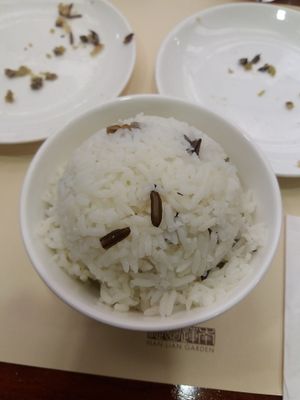 food at Chi Lin Vegetarian in Kowloon