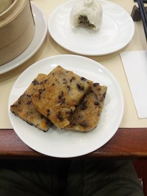 food at Chi Lin Vegetarian in Kowloon