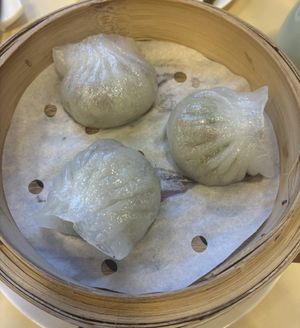 Steamed vegetable dumplings   at Chi Lin Vegetarian in Kowloon
