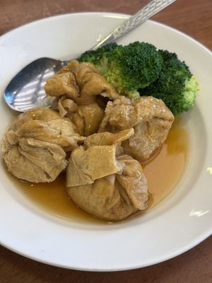   at Chi Lin Vegetarian in Kowloon