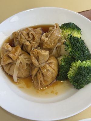  at Chi Lin Vegetarian in Kowloon
