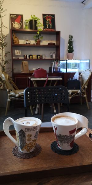 Almond cream latte & caramel latte :) at Mirabeau Chocolate in Seoul
