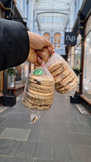 Welsh cakes! I got one of each 🏴󠁧󠁢󠁷󠁬󠁳󠁿 at Cardiff Bakestones - Food Stall in Cardiff