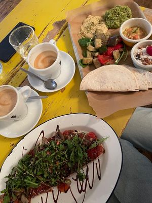 Liebling and Nozarellabrot at Liebling in Vienna