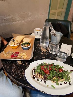 Taube and Seitlingbrot at Liebling in Vienna