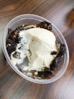 Dessert at POTs - Cloud Kitchen in Las Vegas