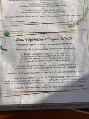   at Le Comptoir Nature in Le Somail