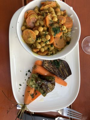 Curry de pois chiches au lait de coco   at Le Comptoir Nature in Le Somail