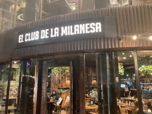 Front entrance at El Club de la Milanesa in Buenos Aires