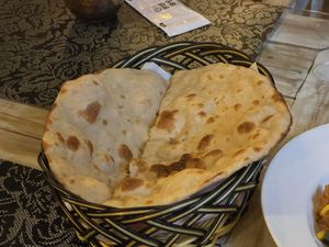 Tandoori roti   at Nirvana in Seoul