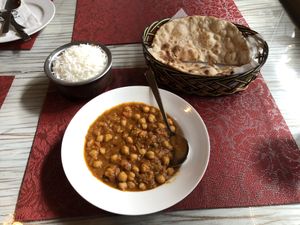 Channa masala, basmati rice, and roti at Nirvana in Seoul