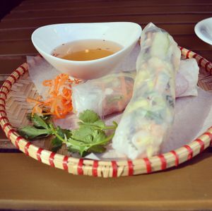 vegan summer rolls at Caphe Phin in Berlin