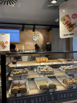   at Dean & David - Hauptbahnhof Express in Berlin