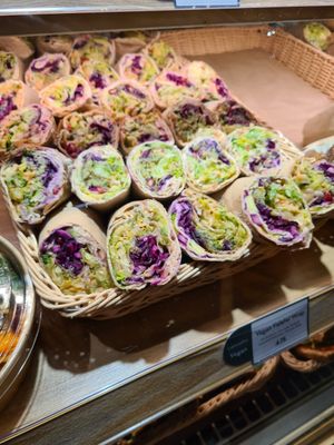 Falafel Wrap at Dean & David - Hauptbahnhof Express in Berlin