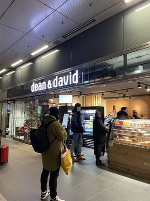   at Dean & David - Hauptbahnhof Express in Berlin