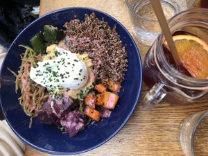 Vegetarian Bowl (egg) at Loulou Friendly Diner in Paris