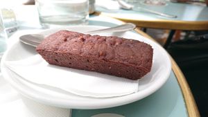 Vegan brownie at Loulou Friendly Diner in Paris