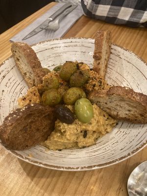 Hummus de Romesco  at Raices in Pamplona
