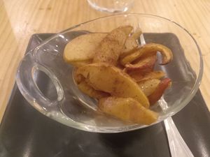 Menu of the day / Dessert / Baked apple at Raices in Pamplona