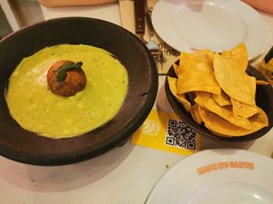 Guacamole at Mano de Santo in Sevilla