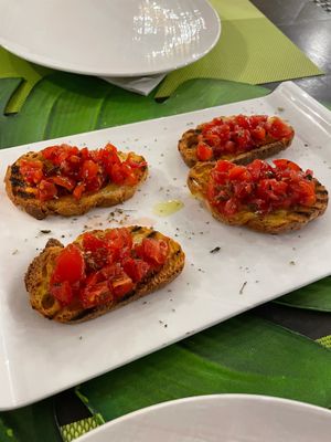 Bruschette at Zenzero in Taranto