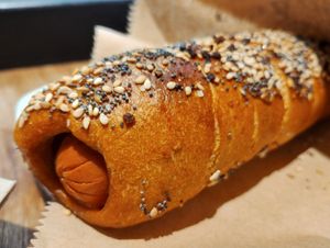 Vegan Bagel Dog at BetterBagels Bakery in Leiden