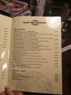 Vegan mains at Nammi in Berlin