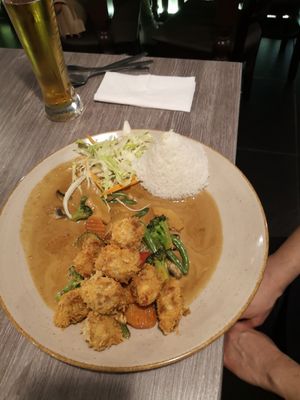 Vegan crispy duck with peanut sauce at Nammi in Berlin