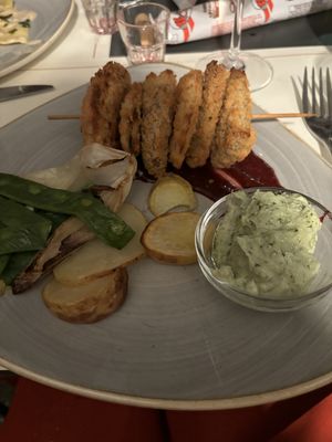 Courgette, seitan and celeriac tempura with basil mayonnaise and blackberry coulis  at Ad Forum in Aosta