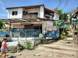 En toda la entrada al Sendero Ecológico hacia la vereda Agua Blanca at Senderini Cafe in Bochalema