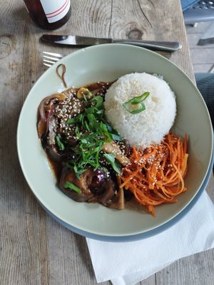  at Klubojadalnia Młodsza Siostra in Warsaw