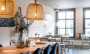 The inside at Leut in Oost-vlieland