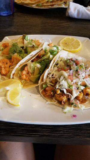Buffalo and soyrizo tacos at The Pint House in Yuma