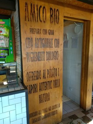 Their values at Amico Bio Mergellina in Naples