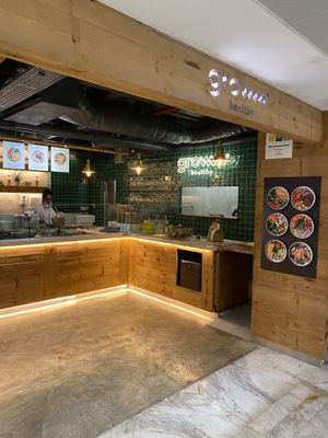 Outside at Grow Healthy in Lisbon