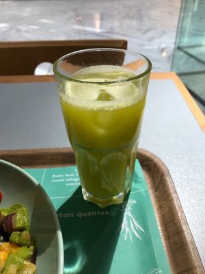 Sumo abacaxi at Grow Healthy in Lisbon