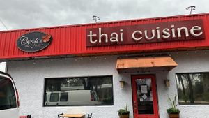outside at Chiriya's Thai Cuisine in Savannah