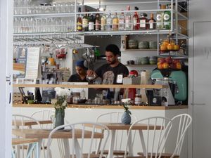 they make fresh squeezed juices at Rubik's Superfood & Coffee in Patras